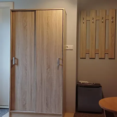Guest house Parma Ostruzna