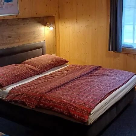 Guest house Parma Ostruzna