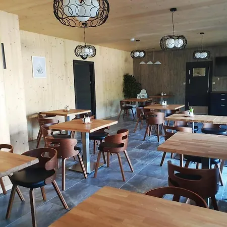 Parma Ostružná