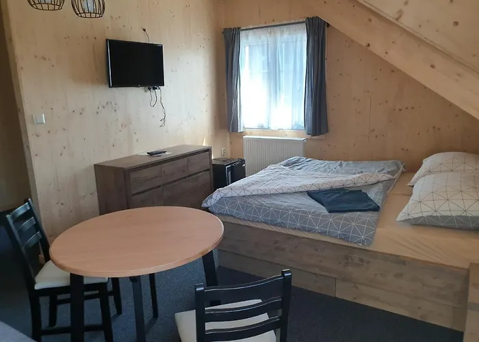 Parma 3* Ostružná